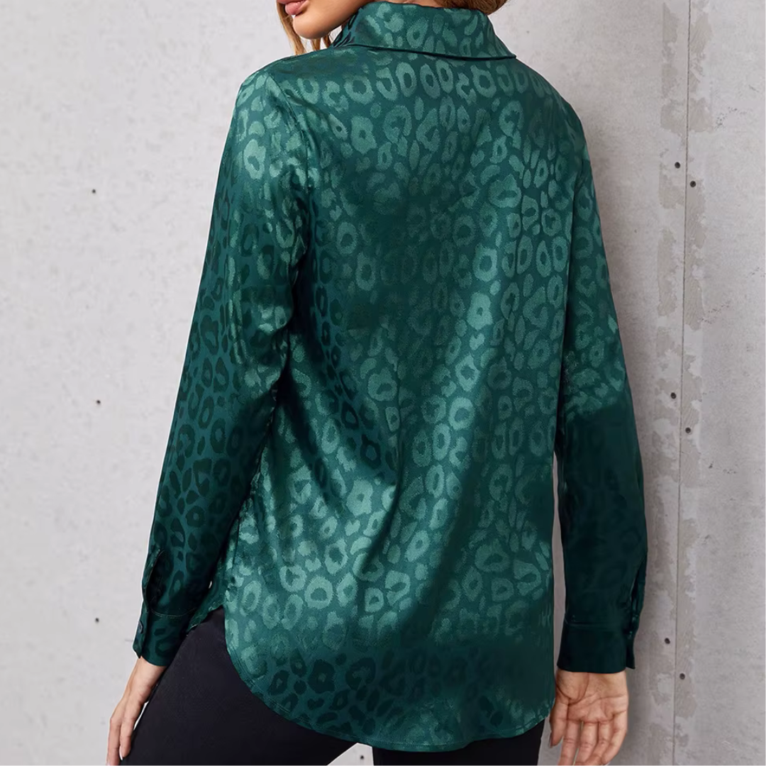 Amara – Bluse i satinlook