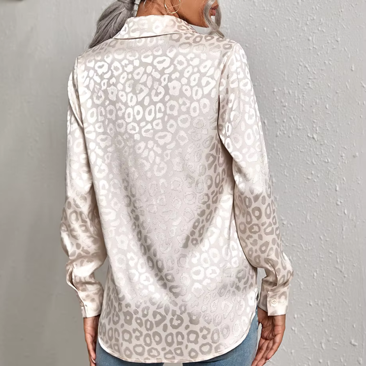Amara – Bluse i satinlook