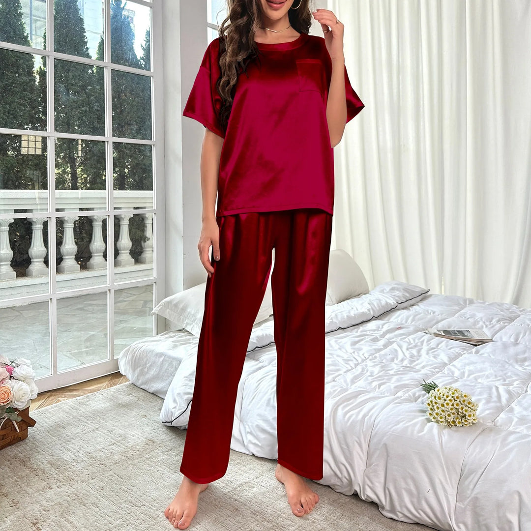 Liora – Pyjamasæt i satinlook