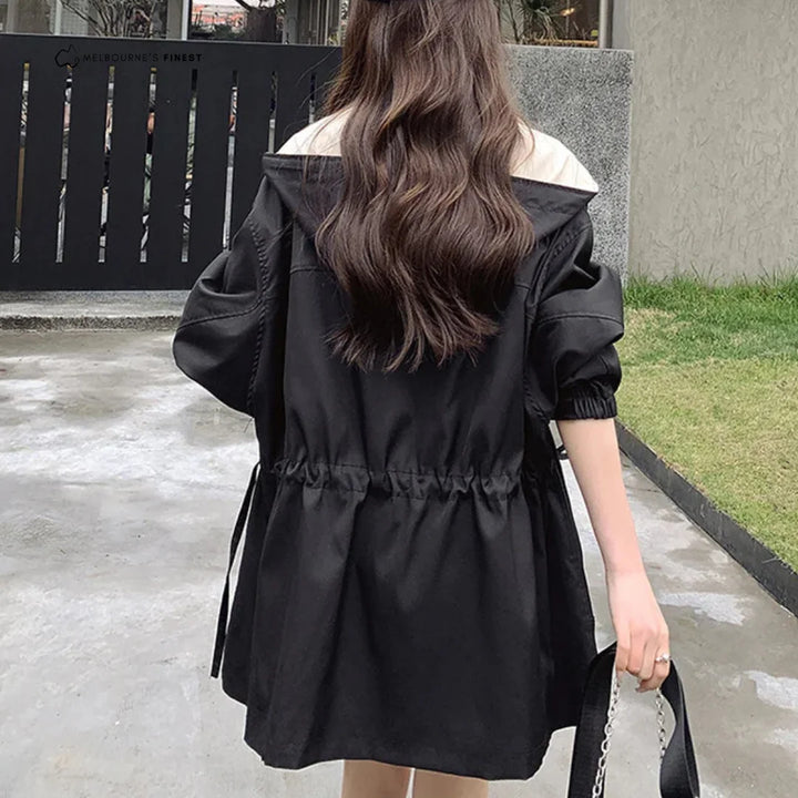 Birgit – Stilfuld vandafvisende trenchcoat