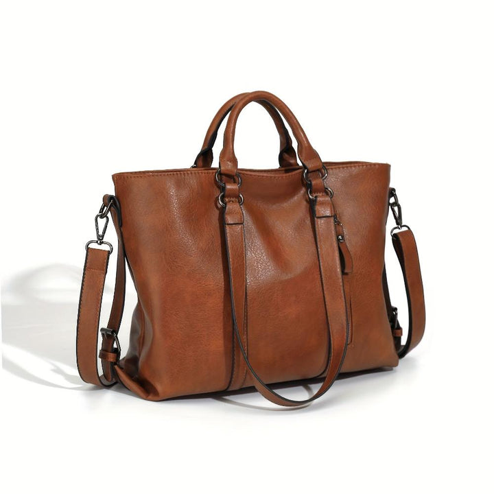 Charlotte - Vintage shopper med klassisk elegance